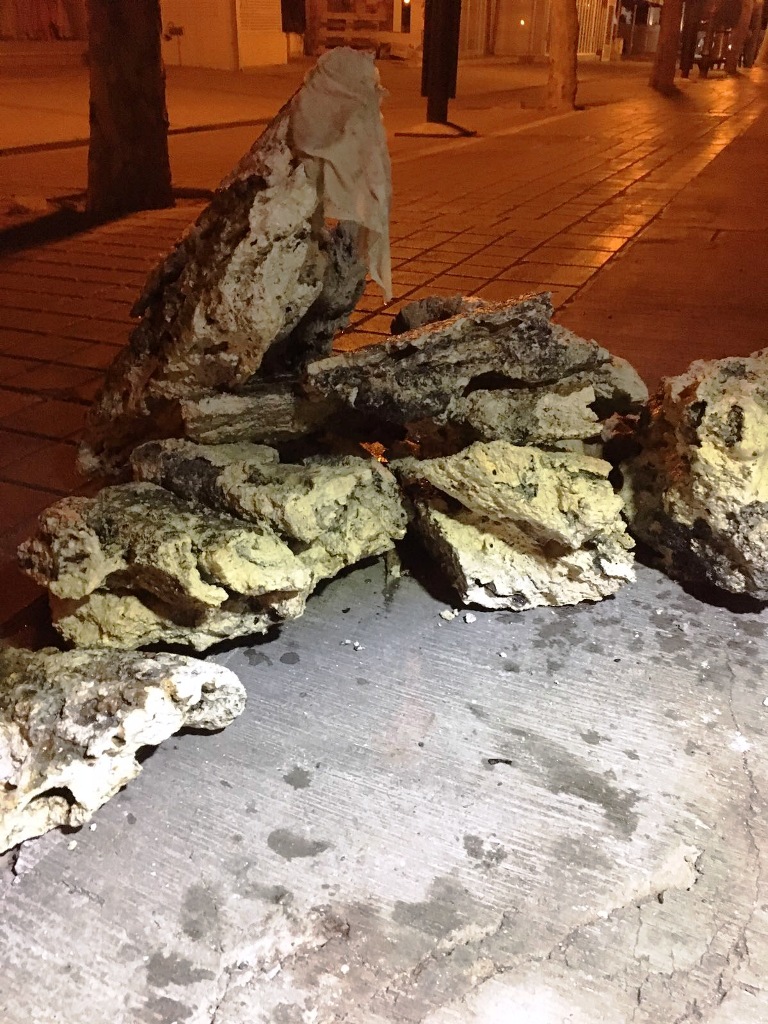 Los vertidos inadecuados al alcantarillado obligan en el Ayuntamiento a hacer una limpieza extraordinaria de las tuberas