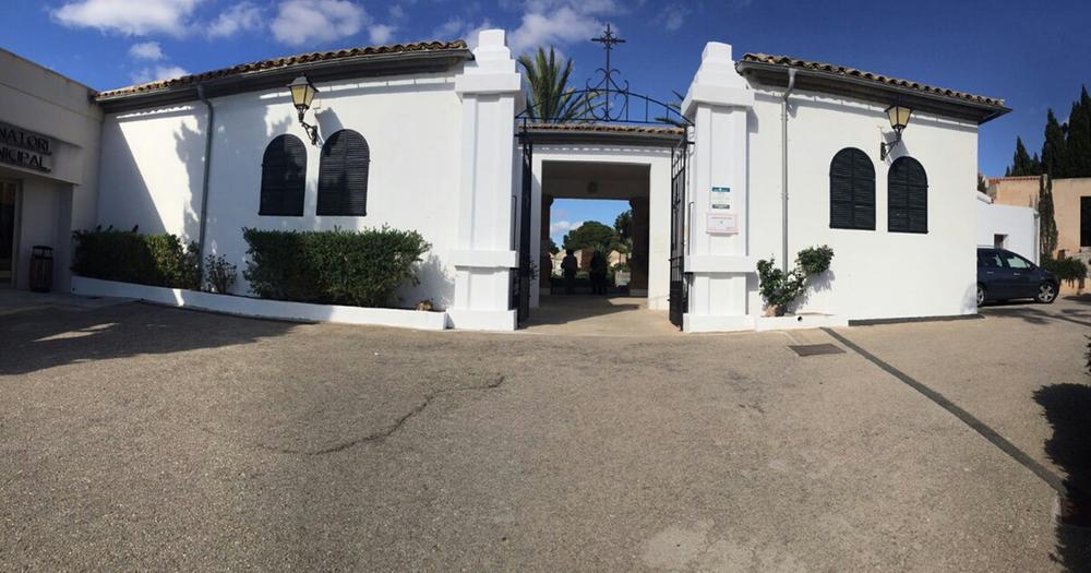 El Ayuntamiento ampla los horarios del cementerio por la festividad de Todos los Santos